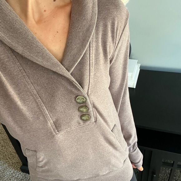 Banana Republic Sweaters - Banana Republic Tan Shawl Collar Cardigan